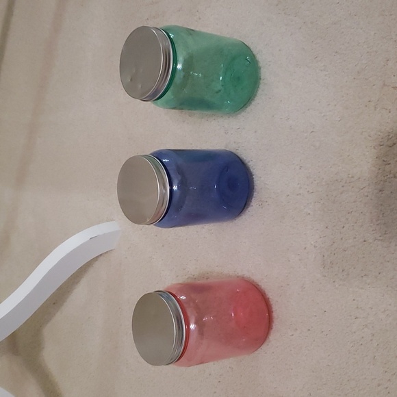 3 Plastic Color transparent jars for storage Great Storage color coded - Picture 2 of 6
